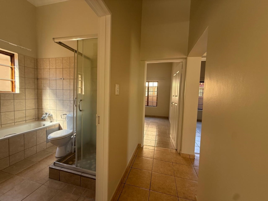 3 Bedroom Property for Sale in Waterval East North West